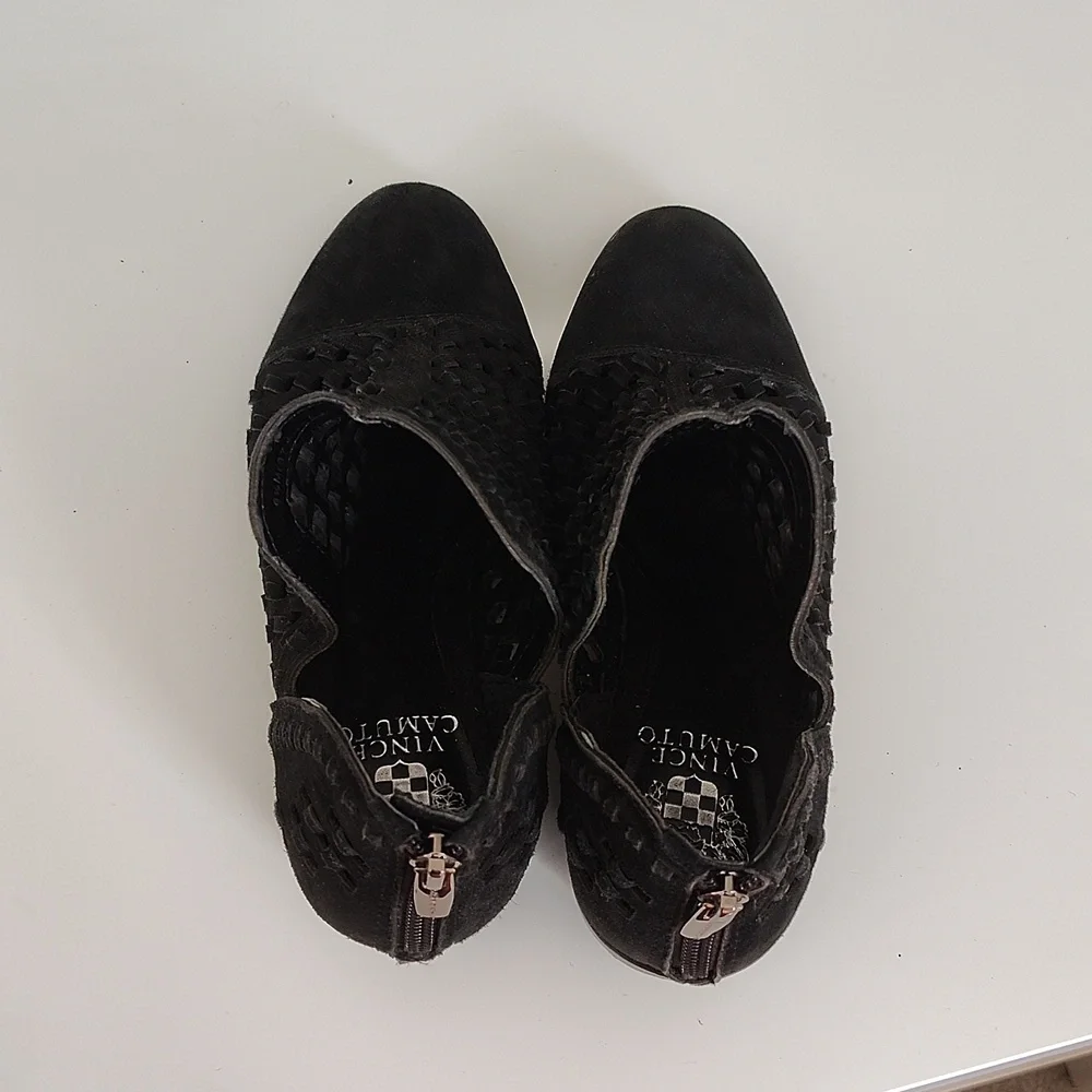 Vince Camuto vince camuto